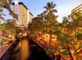 Hilton Palacio del Rio – hotel w pobliżu miejsca Tower of the Americas w mieście San Antonio