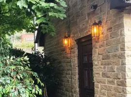 Lister Park Bradford Stylish 1bed Coach House - Quiet & Tranquil Cottage & Parking、ブラッドフォードのヴィラ