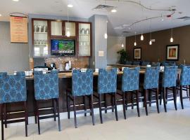 털사에 위치한 호텔 Hilton Garden Inn Midtown Tulsa