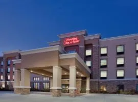 Hampton Inn and Suites St. Cloud