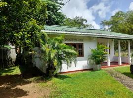 Colombo Home Stay - Horahena, hótel með bílastæði í Kaduwela