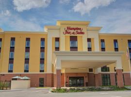 Hampton Inn & Suites by Hilton Tampa Busch Gardens Area, hotel cerca de Riverwalk Shopping Center, Tampa