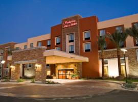 Hampton Inn & Suites Phoenix Chandler Fashion Center, хотел в Чандлър