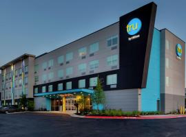 Tru by Hilton Round Rock, hotel near Rock n River Family Aquatic Center, Round Rock