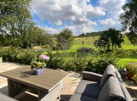 Cosy Cottage, Wansford near Stamford, hotel near Fotheringhay Castle, Peterborough