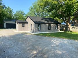 Converted, Rustic Log Cabin for Family Getaway, cabin in Coldwater