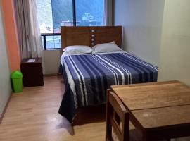 Hostal Garcilaso - Garaje Amplio, affittacamere ad Abancay