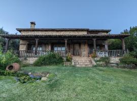 Finca Alegr&iacute;as, chalet de monta&ntilde;a en Candeleda