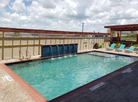 Home2 Suites By Hilton Edinburg, khách sạn ở Edinburg