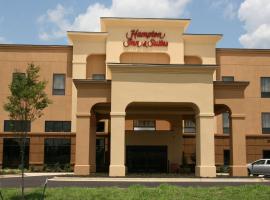 Hampton Inn & Suites West Point, hotel ve West Point