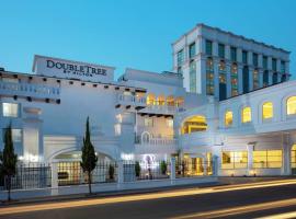 Doubletree By Hilton Toluca, מלון ליד נמל התעופה הבינלאומי ליס. אדולפו לופז מתאוס - TLC, טולוקה