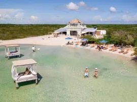 Mahogany Bay Resort and Beach Club, Curio Collection