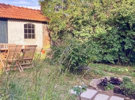 Holiday home GERSNES, готель з парковкою у місті Gärsnäs