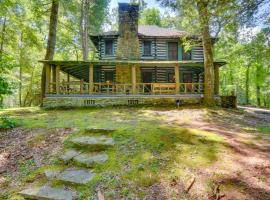 Log Cabin Rental Near Table Rock State Park!, hotel in Sunset