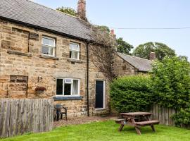 Bilton Farm Cottage No2, hotel in Alnmouth