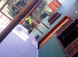 Casa Verde da Floresta da Gávea, ваканционна къща в Висконе Де Мауа
