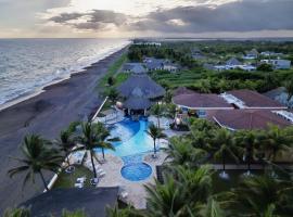 Hotel Cayman Suites, hotel a Monterrico