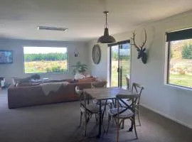 Ben Ohau Villa、トワイゼルのバケーションレンタル