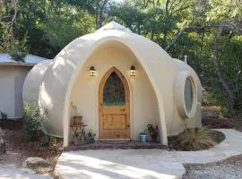 Dome with Hempcrete Bedroom!