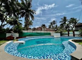 Red Sea Beach Resort, hotel en Anjuna