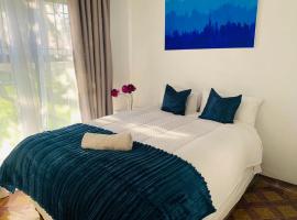 Parklands self catering apartment อพาร์ตเมนต์ในเคปทาวน์