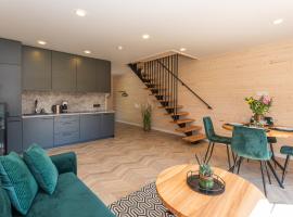 Sodyba pas Brolius - Mažasis Namelis - Entire Barn House 85m2, hotel v destinaci Priekulė