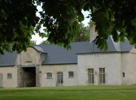 Chateau de Vaux, hotel med parkering i Gesnes-le-Gandelin