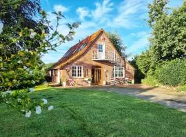 200 Jahre altes Landhaus mit Tieren