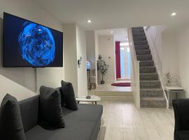 The Snap Pad Boutique Apartment, tempat menginap di Royal Tunbridge Wells