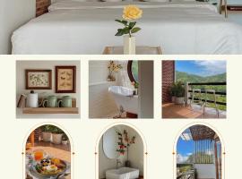 November พฤศจิกายน, πανδοχείο σε Ban Pha Mi