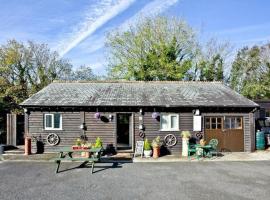 Hill Head Cottage, hotel con estacionamiento en Saint Columb Major