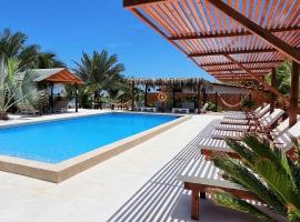 Punta del Norte Bungalows, πανδοχείο σε Canoas De Punta Sal