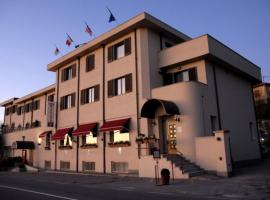 Hotel Bel Sit, hotel in Comerio