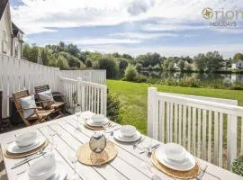 Windrush Lake 87, The Retreat - P