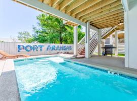 New Luxury Villa and Private Pool-Cart-Ocean View!, luxe hotel in Port Aransas