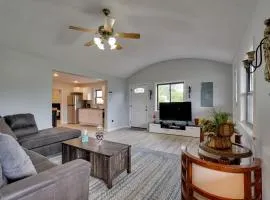 Second-Floor Harveys Lake Apartment with Deck!