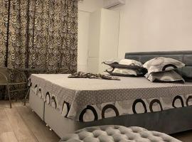 Luxury by SARAY, hotel mewah di Eforie