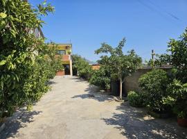 Sokol Guest House, hotel in Velipojë