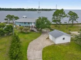 Bayview, Private dock for your boat, Dolphin Watch