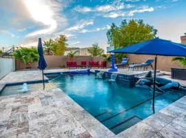 Pet-Friendly Glendale Home with Pool and Putting Green
