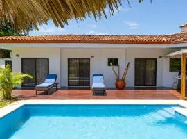 Casa Callie- 3 Bedroom House With Pool