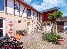 Comfy holiday home in Roes with terrace, hotel en Roes