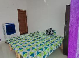 Vrinda homestay, holiday rental in Vrindāvan