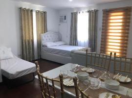 Arezzo 7, hotell i Pasig