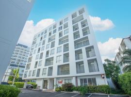 Karin hotel & Service apartment - SHA Extra Plus, leilighetshotell i Si Racha