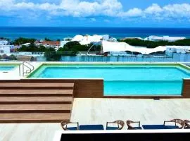Ocean view apartment close to de beach and 5th Av