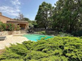 Aix-en-Provence, Savourez l'été en Provence, hôtel à Venelles