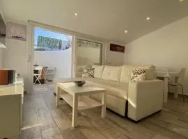 Luxury oceanfront villa in an idyllic location no1