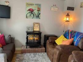Sea Breeze Cottage Mulranny, hotel with hot tubs in Mulranny