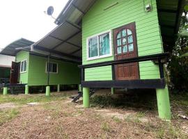 บ้านอิ่มเอม、Ban Pa Yupのホテル